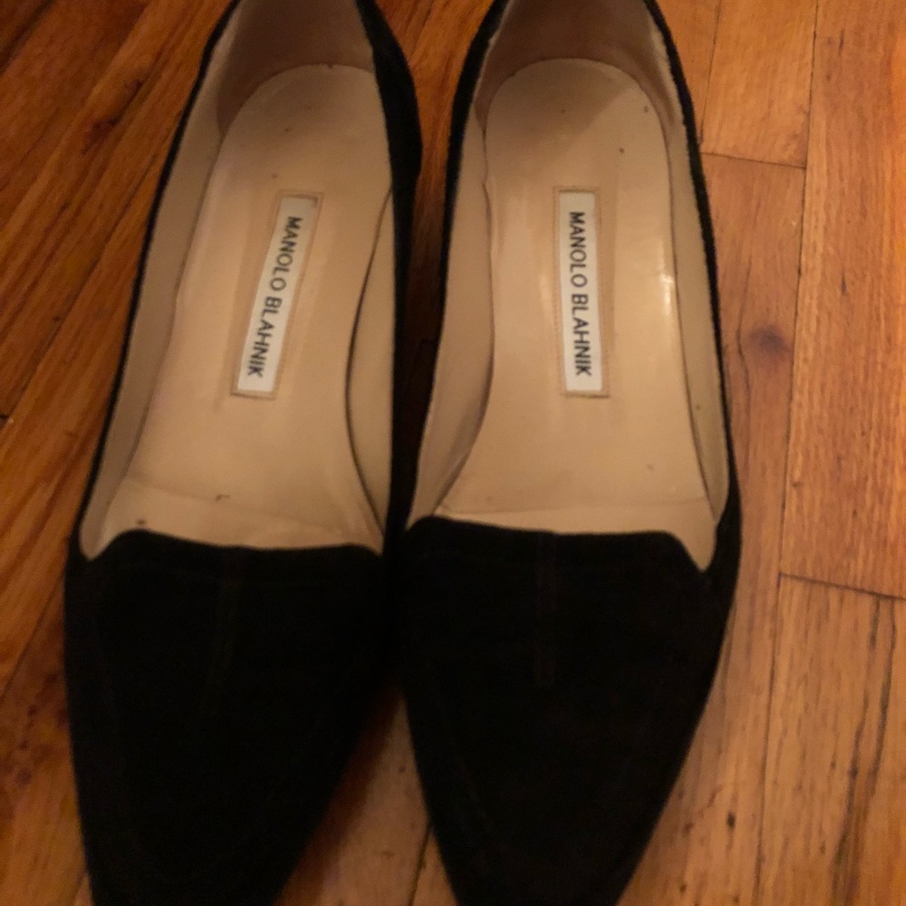 Manolo Blanhik Suede Chunky Heel Shoes